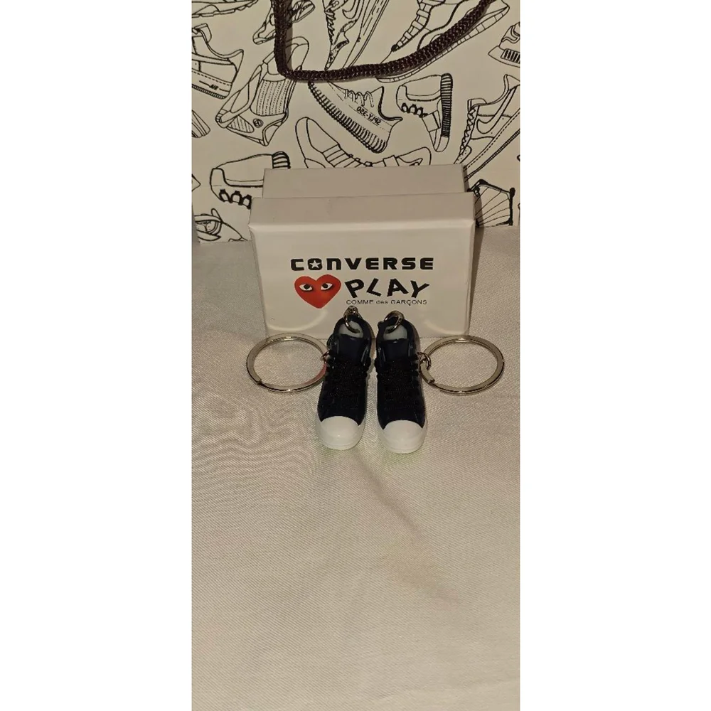 Unisex Black & White Sneaker Keychain Set with Box and Bag One Size